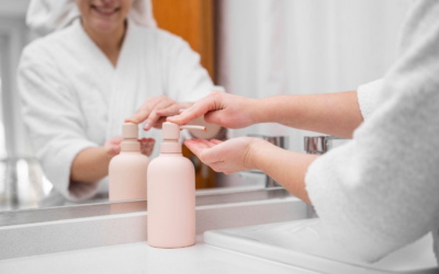 Adopter des gels douche et shampoings rechargeables pour une salle de bain plus eco-responsable